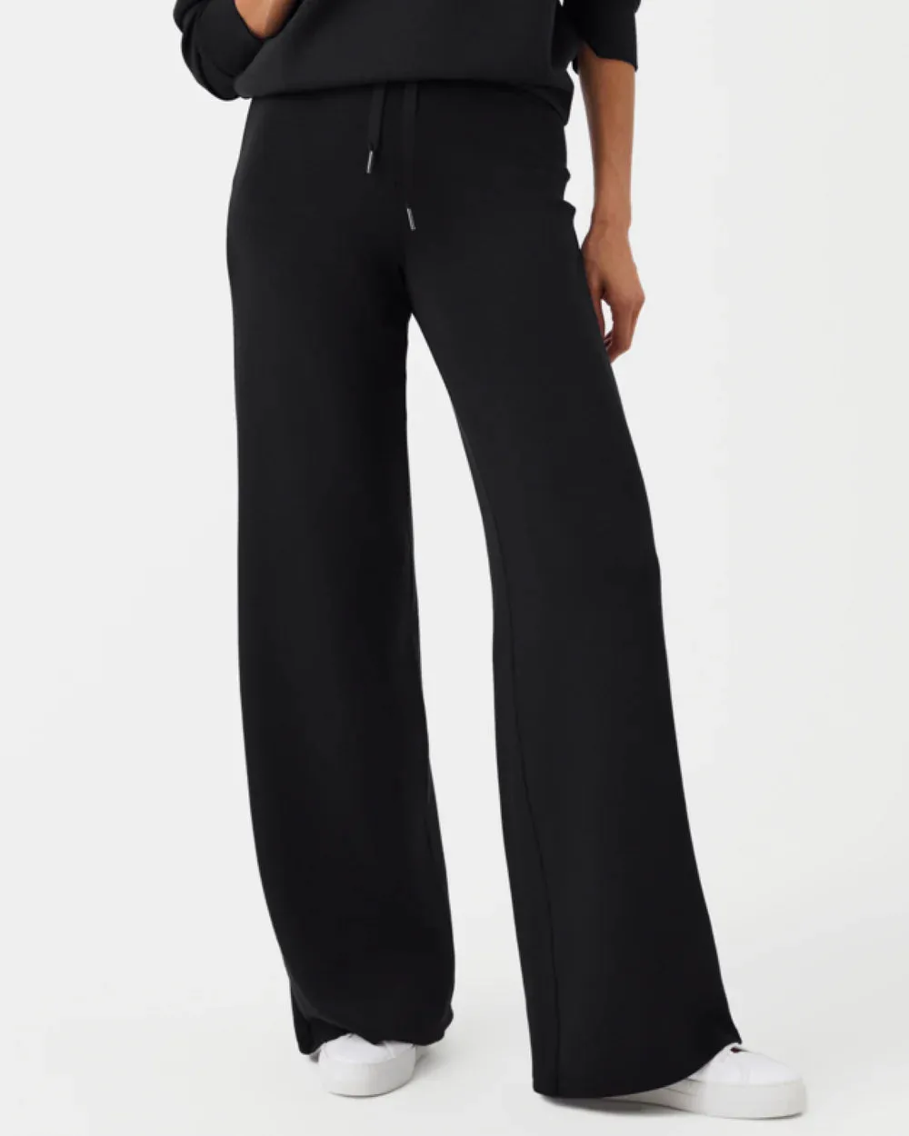 Air Essentials Wide Leg Pant | Black