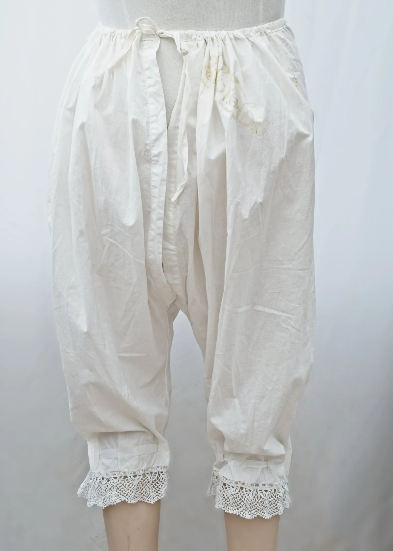 Antique Victorian White Knickerbockers • Split Leg Bloomers