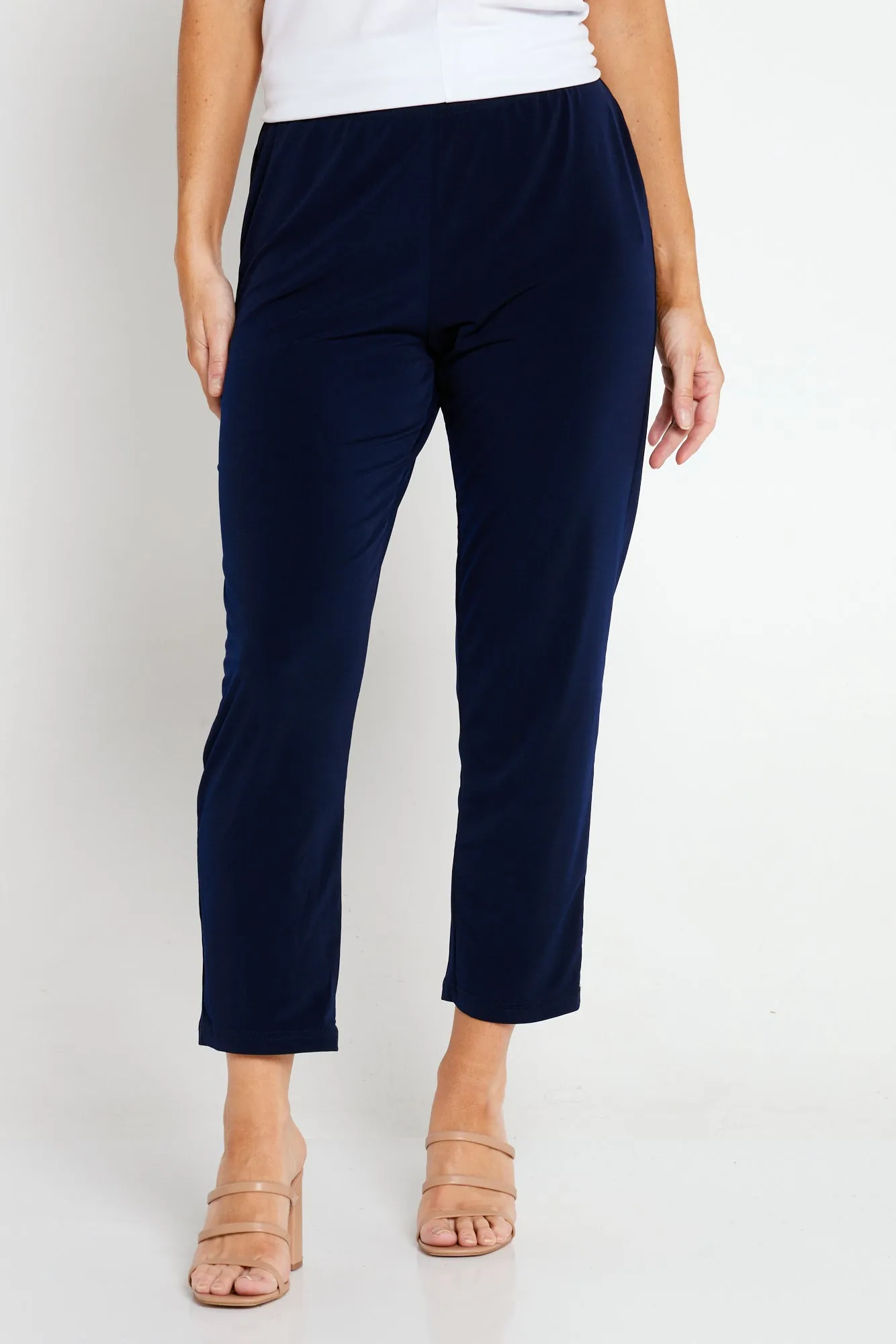 Gianna Pocket Pants Petite - Navy