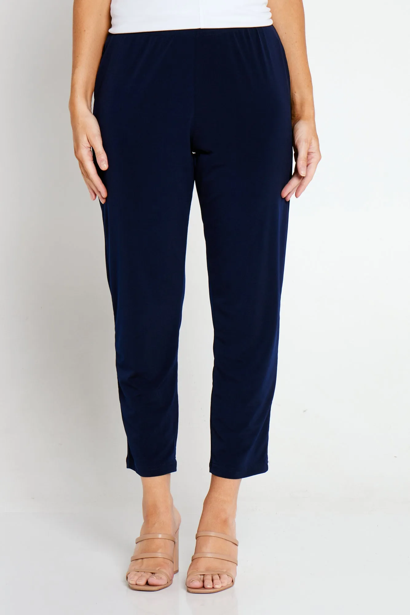 Gianna Pocket Pants Petite - Navy