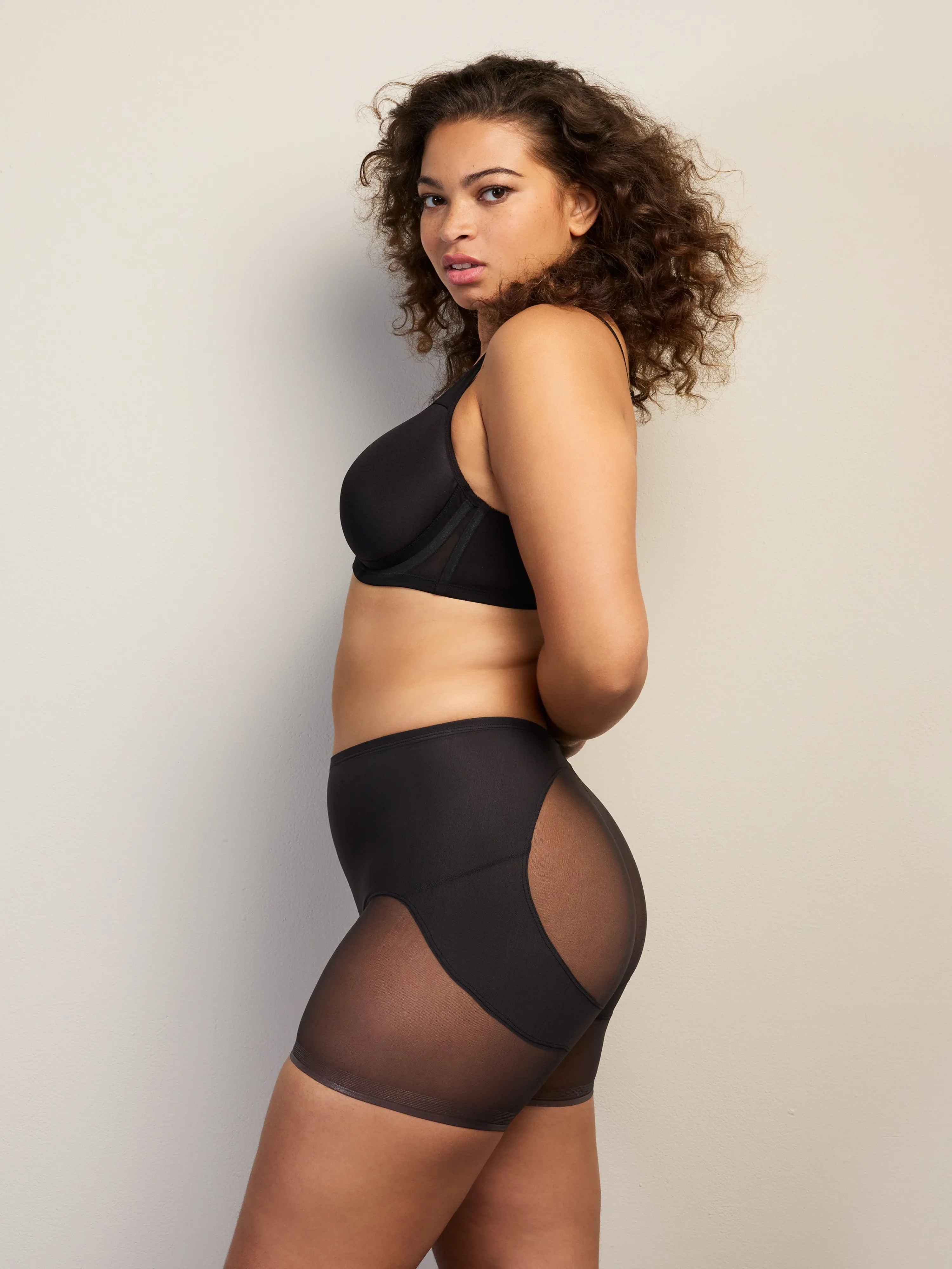 Shape It Up® Booty Lift Mid-Thigh Shaping Short