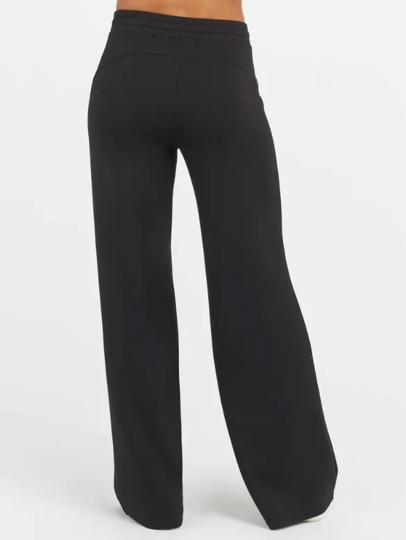 SPANX AirEssentials Wide Leg Pant